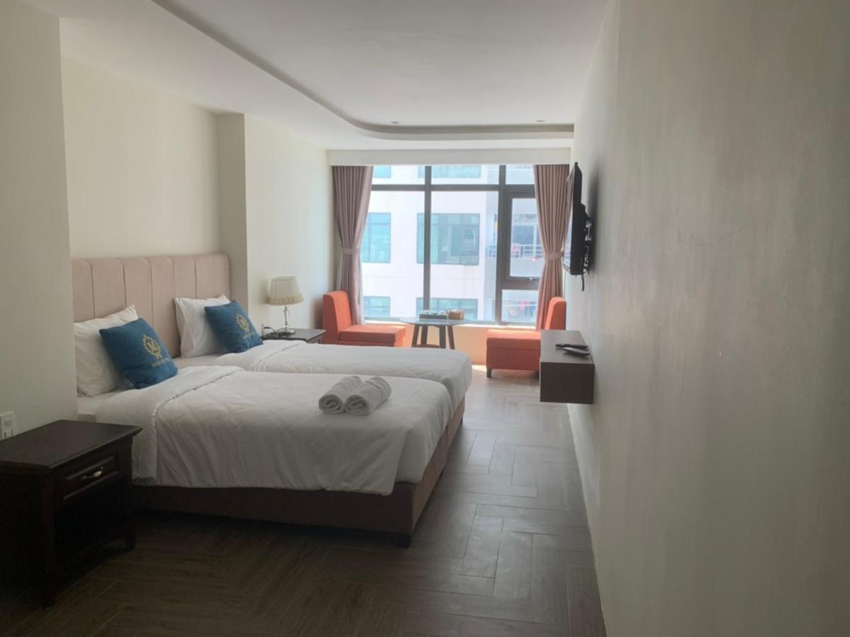 Maro Hotel На Транг Екстериор снимка