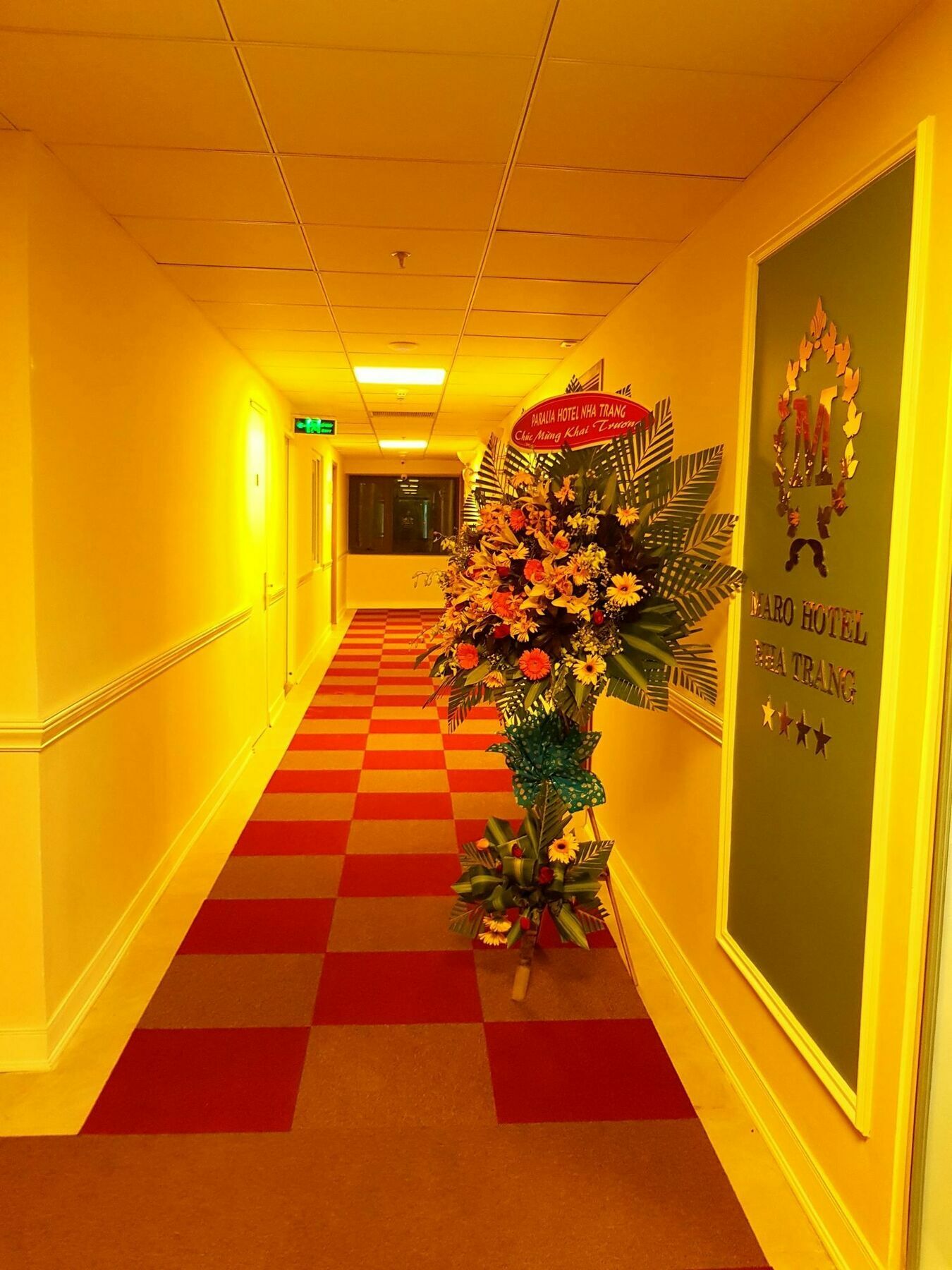 Maro Hotel На Транг Екстериор снимка