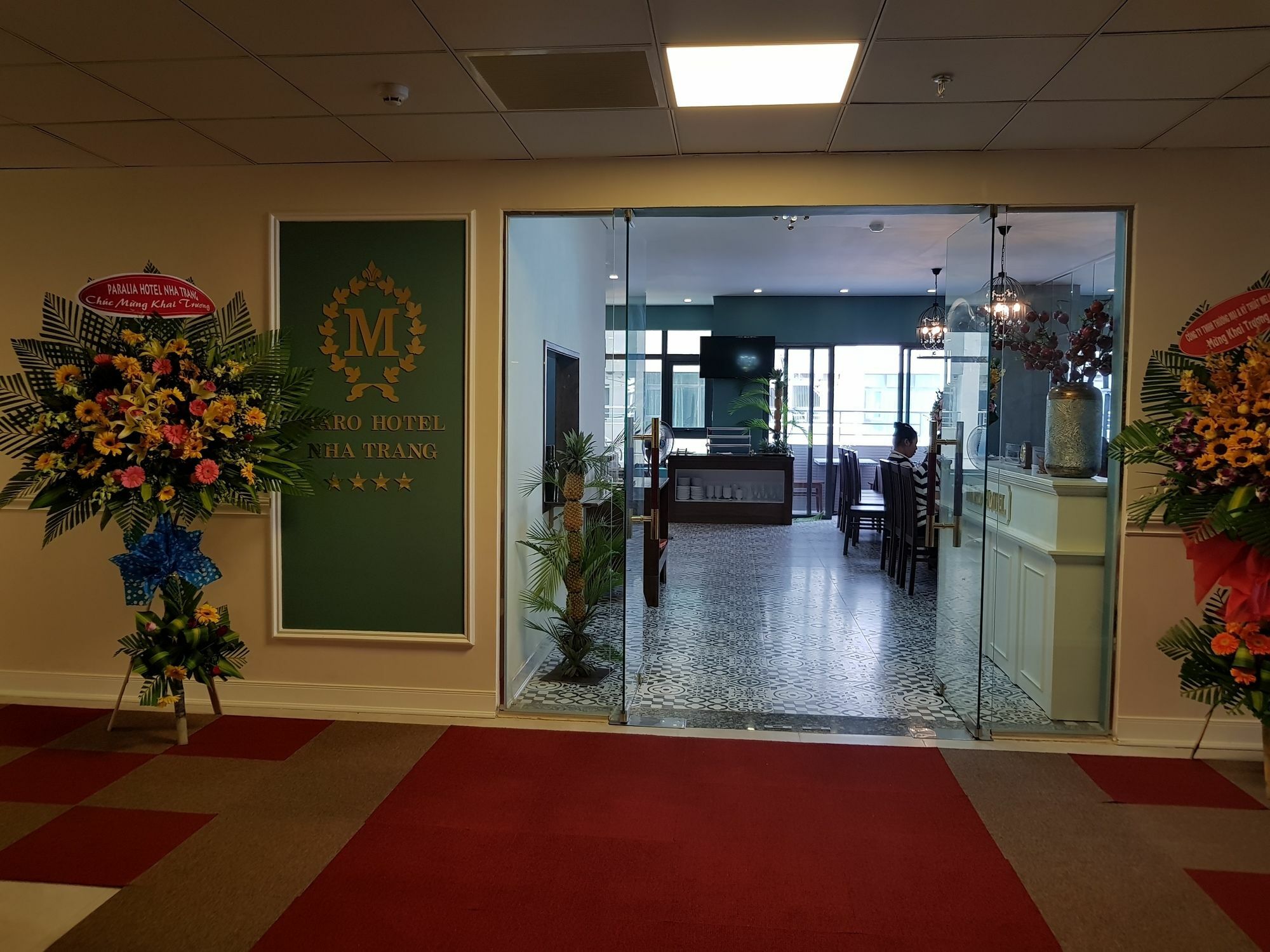 Maro Hotel На Транг Екстериор снимка