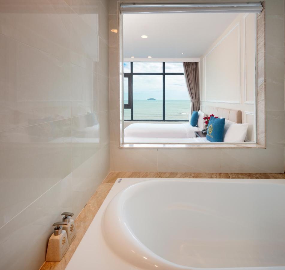 Maro Hotel На Транг Екстериор снимка