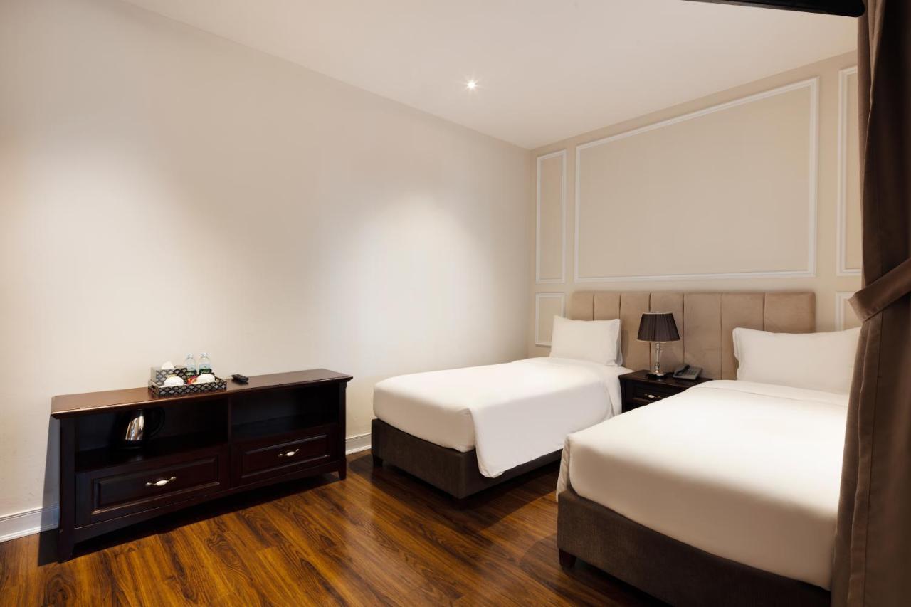 Maro Hotel На Транг Екстериор снимка